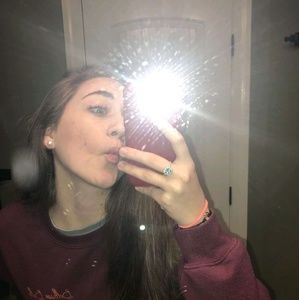 Meet your Posher, Leigha